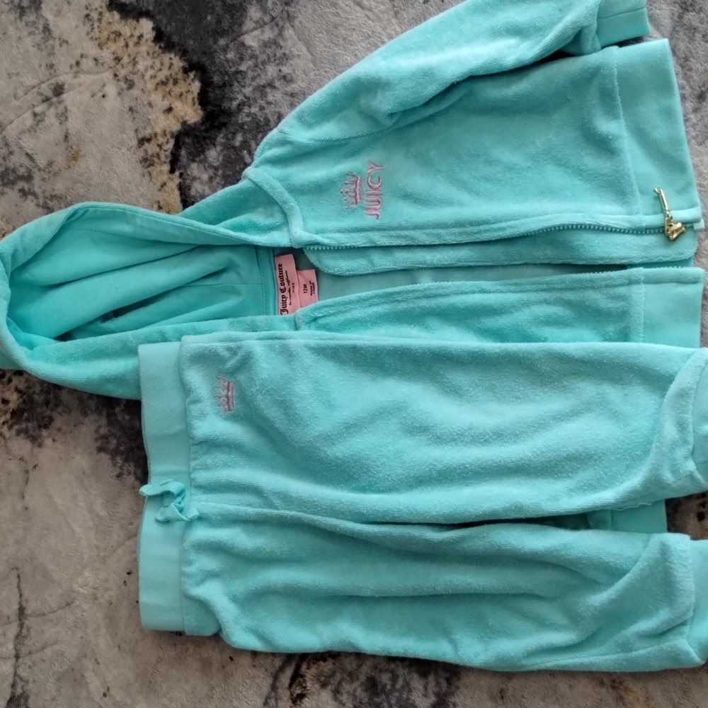 Juicy Couture Baby Sweatsuit 12 M